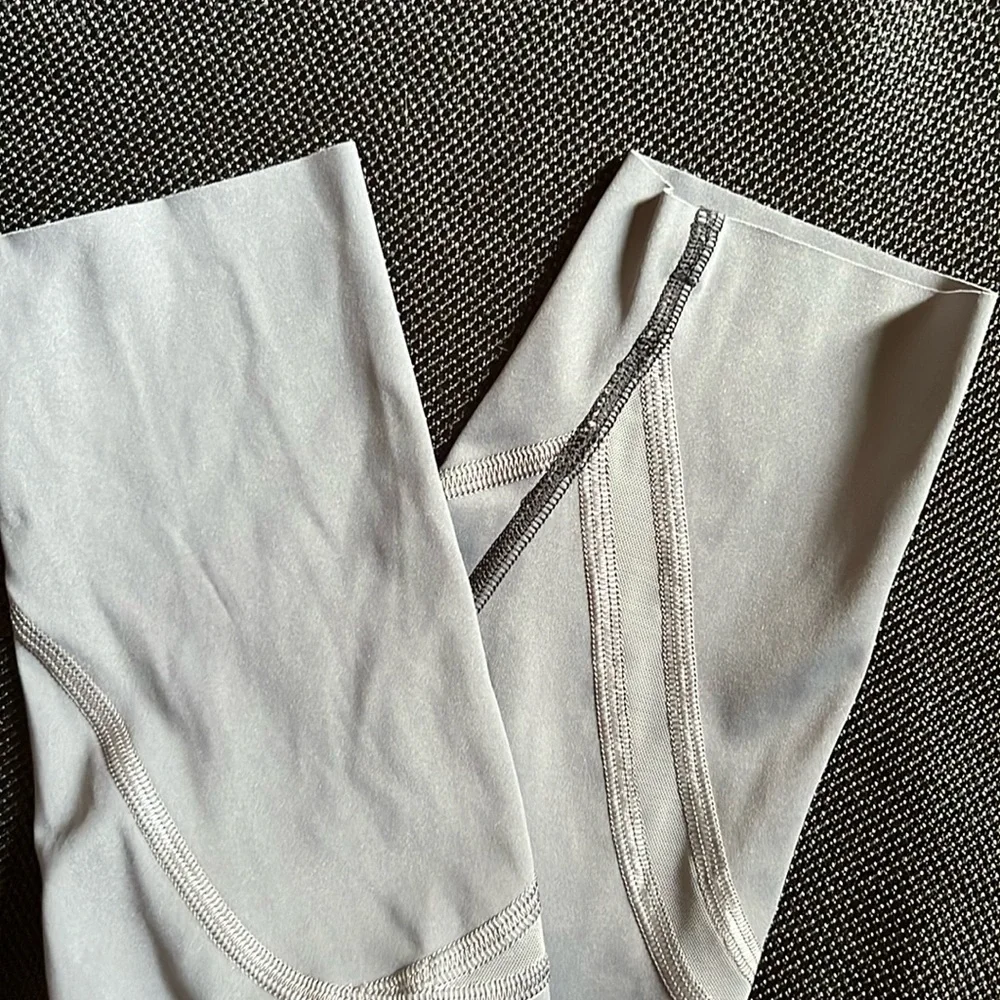 Lululemon Athletica leggings - Picture 10 of 16